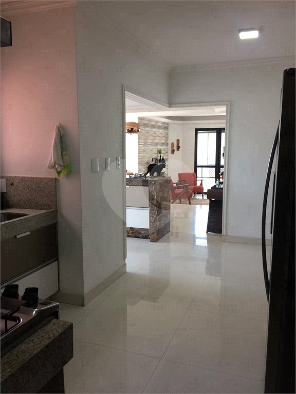Apartamento à venda com 3 suítes em Vila Suzana, São Paulo, SP