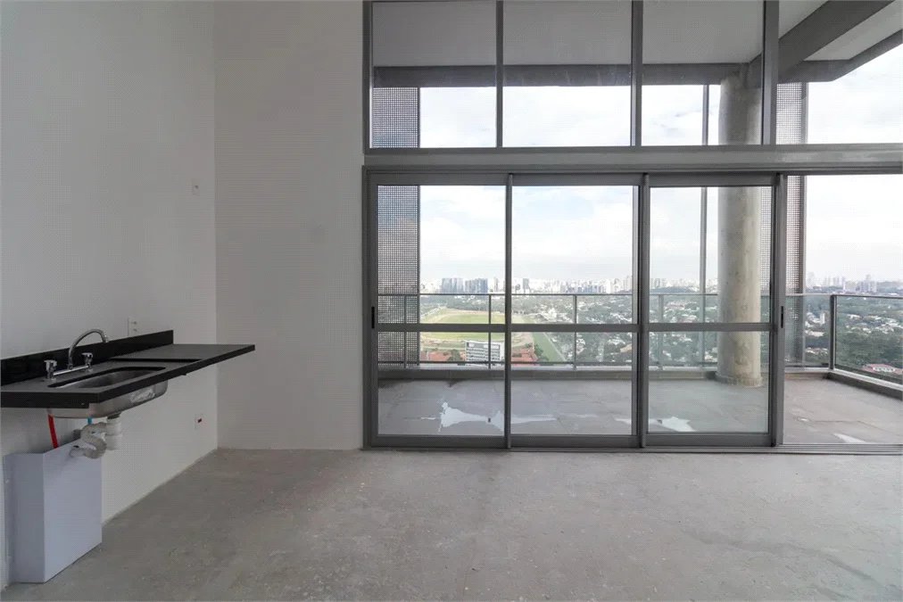 Apartamento à venda com 2 quartos, sendo 1 suíte,  em Butantã, São Paulo, SP