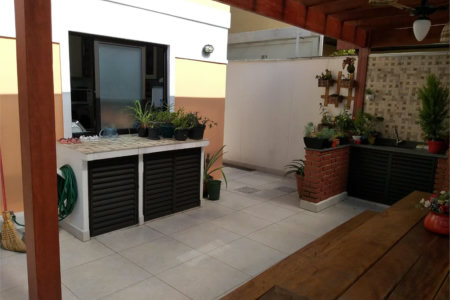 Casa à venda com 4 quartos, sendo 2 suítes, no condomínio Vila Panamericana, São Paulo - SP