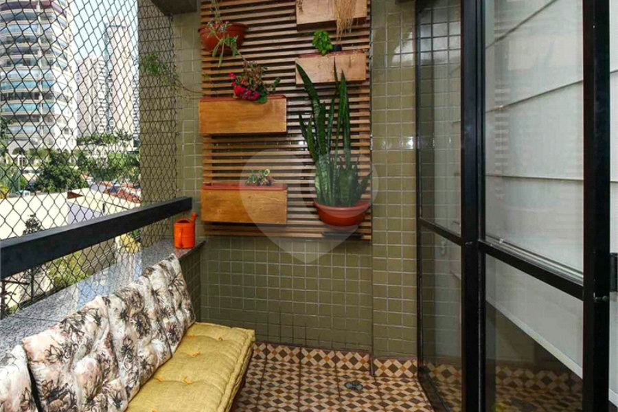 Apartamento à venda com 3 quartos, sendo 1 suíte, em Santana, São Paulo, SP