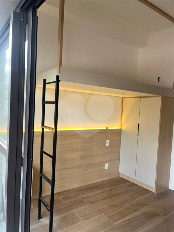 Flat à venda ou para alugar com 1 quarto em Perdizes, São Paulo, SP