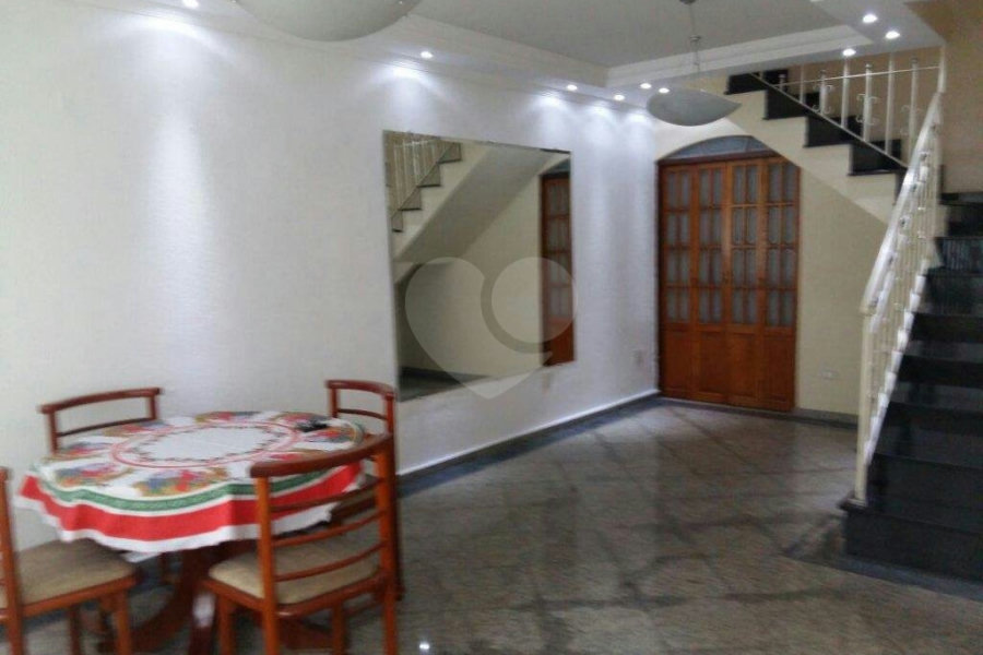 Sobrado à venda com 3 quartos, sendo 1 suíte, em Jardim Brasil (zona Norte), São Paulo, SP