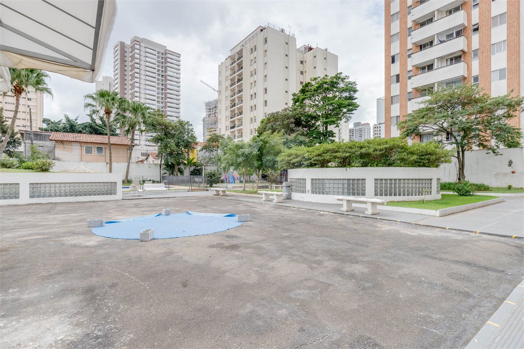Apartamento à venda com 3 quartos, sendo 1 suíte, em Chácara Santo Antônio (zona Sul), São Paulo, SP