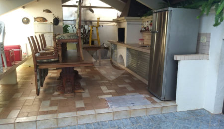 Casa à venda com 3 quartos, sendo 1 suíte,  em Vila Gardênia, Atibaia, SP