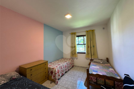 Chácara à venda com 3 quartos, sendo 1 suíte, em Pavão (canguera), São Roque, SP