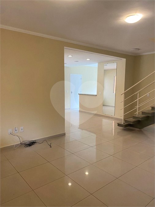 Casa para alugar com 3 quartos, sendo 1 suíte, no condomínio Reserva da Mata, Vinhedo - SP
