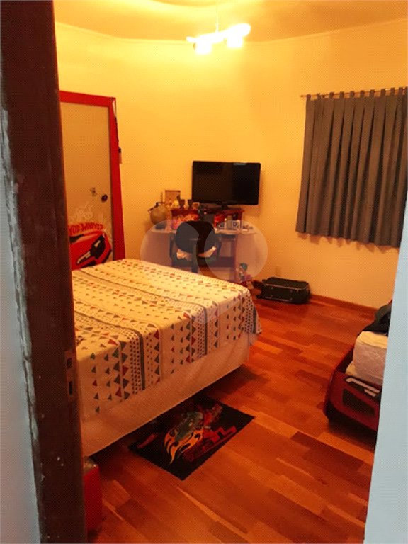 Sobrado à venda com 5 quartos, sendo 3 suítes, em Campos de Atibaia, Atibaia, SP