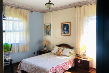 Chácara à venda com 6 quartos, sendo 2 suítes, em Vila Moraes, Mogi das Cruzes, SP