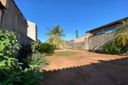 Casa à venda com 3 quartos, sendo 2 suítes, no Centro, Três Lagoas, MS