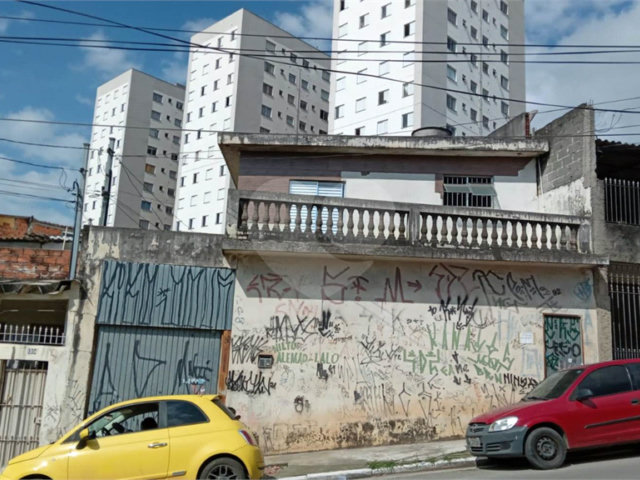 Sobrado à venda com 4 quartos, sendo 1 suíte,  em Freguesia do Ó, São Paulo, SP