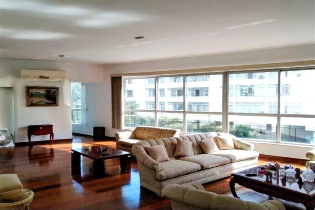 Apartamento à venda com 4 quartos, sendo 2 suítes,  em Tijuca, Rio de Janeiro, RJ