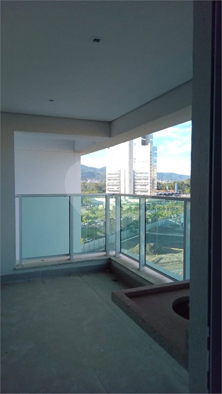 Apartamento à venda com 3 quartos, sendo 1 suíte,  em Vila Mogilar, Mogi das Cruzes, SP