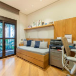 Apartamento à venda com 4 quartos, sendo 3 suítes, em Moema, São Paulo, SP