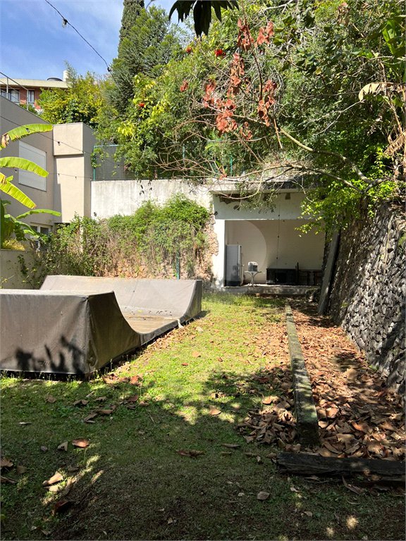 Terreno à venda no condomínio Jardim Vitória Régia, São Paulo - SP