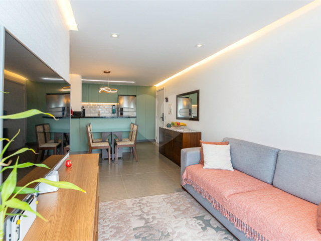 Apartamento à venda com 3 quartos, sendo 2 suítes,  em Santo Amaro, São Paulo, SP