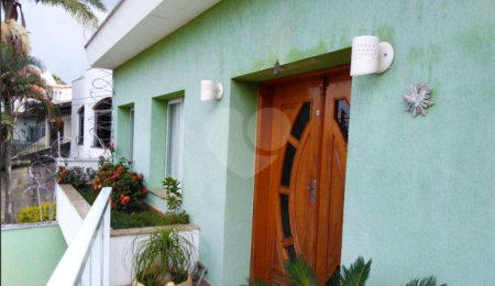 Sobrado à venda com 3 quartos, sendo 1 suíte,  em Tremembé, São Paulo, SP