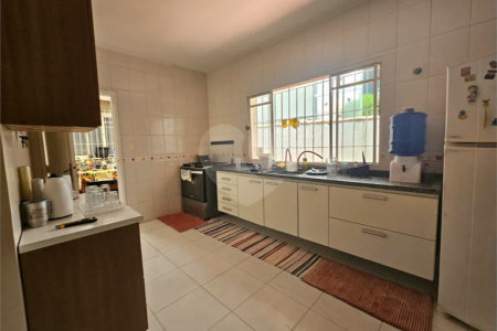 Casa à venda com 2 quartos, sendo 1 suíte, em Santo Amaro, São Paulo, SP