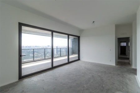 Apartamento à venda ou para alugar com 4 quartos, sendo 3 suítes,  em Jardim Morumbi, São Paulo, SP
