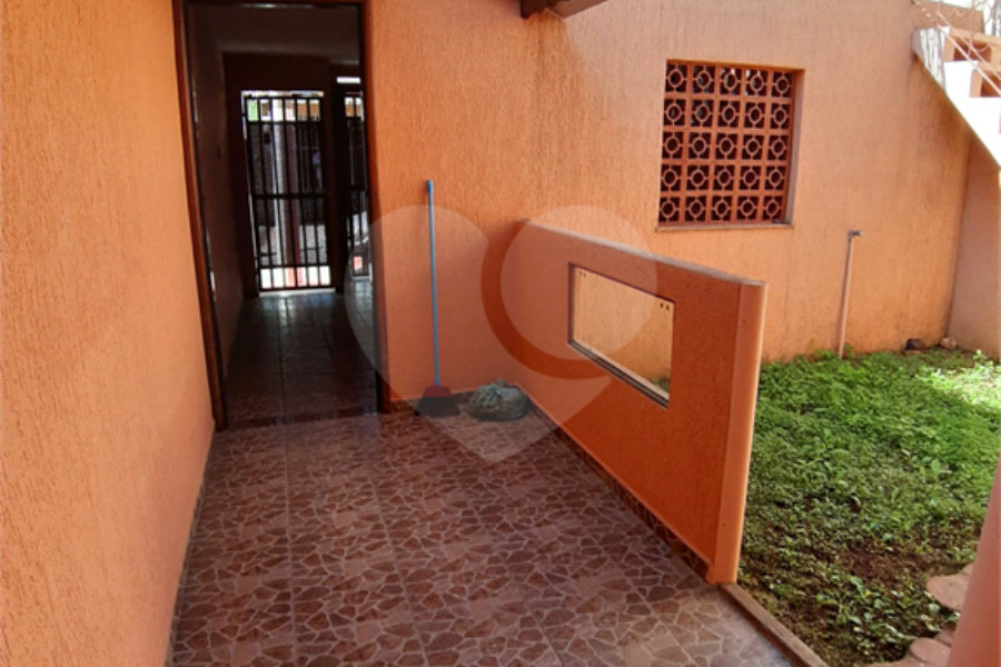 Sobrado à venda com 3 quartos, sendo 1 suíte, em Tremembé, São Paulo, SP