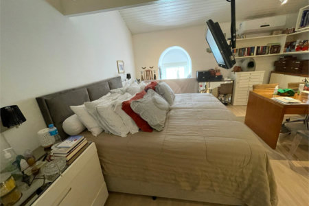 Casa em condomínio à venda ou para alugar com 4 quartos, sendo 3 suítes,  em Jardim Panorama, São Paulo, SP
