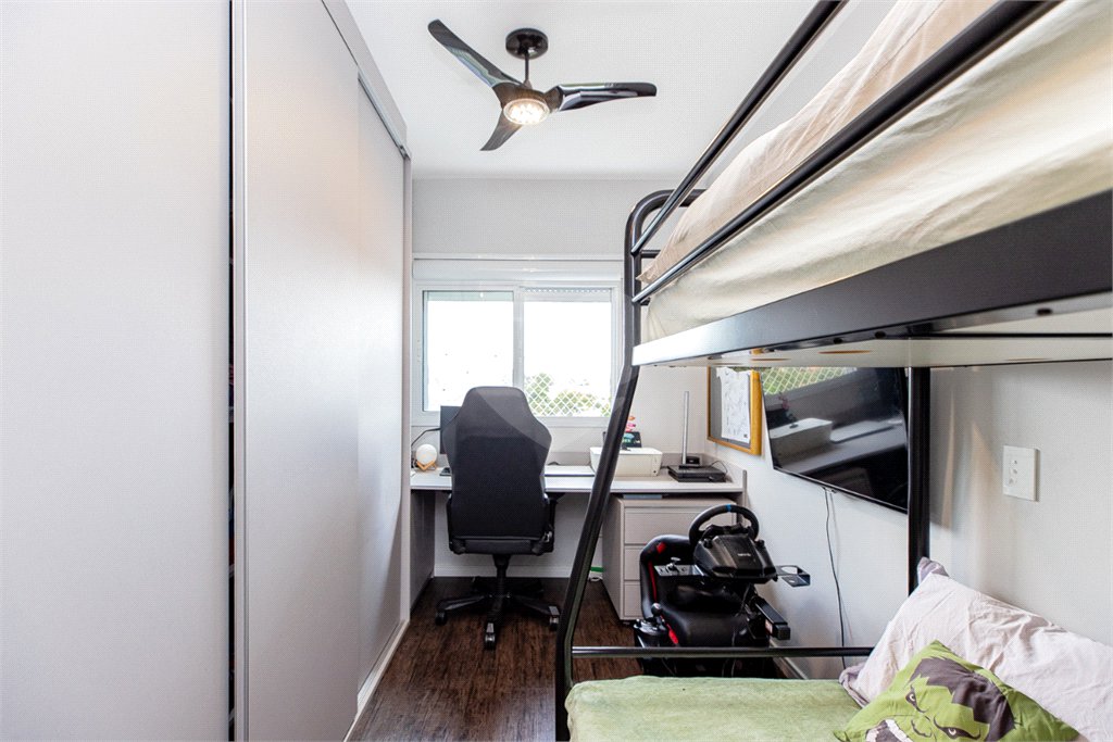 Apartamento à venda com 3 quartos, sendo 1 suíte,  em Chácara Flora, São Paulo, SP
