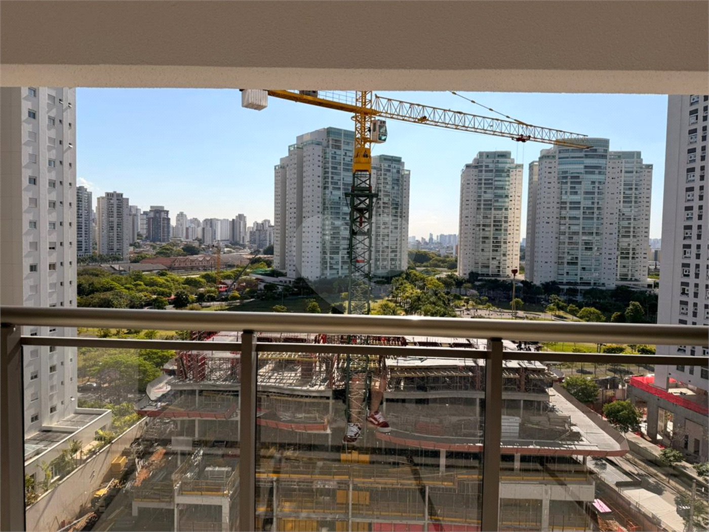 Apartamento à venda com 3 suítes em Água Branca, São Paulo, SP