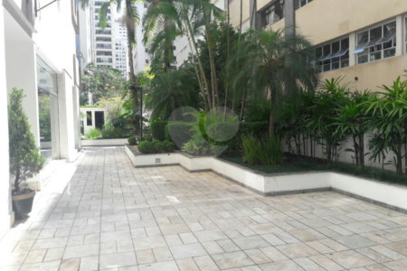 Apartamento à venda com 3 suítes em Santa Cecília, São Paulo, SP