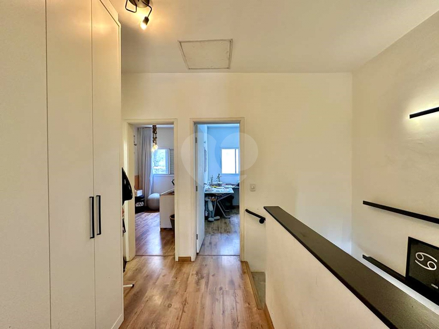 Casa à venda com 3 quartos, sendo 1 suíte, no condomínio Villaggio Viana, Cotia - SP