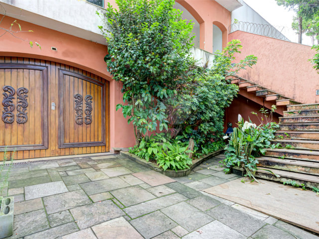 Casa à venda com 5 suítes em Jardim Prudência, São Paulo, SP