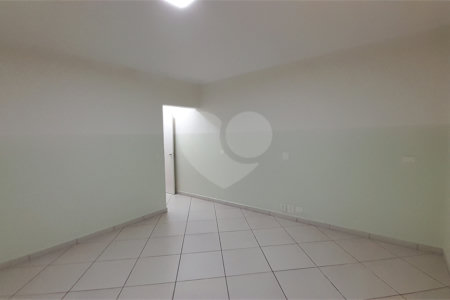 Sobrado para alugar com 5 quartos, sendo 3 suítes, em Jardim do Mar, São Bernardo do Campo, SP