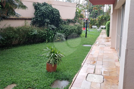 Apartamento à venda com 3 quartos, sendo 1 suíte, em Campo Grande, São Paulo, SP