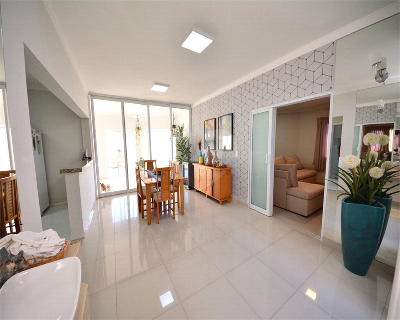 Casa à venda com 3 suítes no condomínio Jardim Reserva Bom Viver de Indaiatuba, Indaiatuba - SP