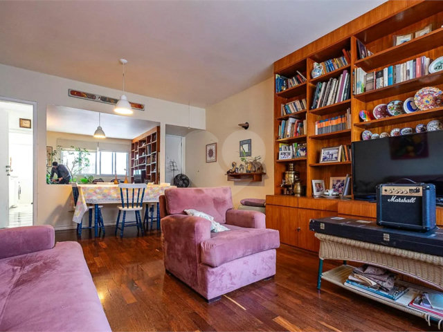 Apartamento à venda com 3 quartos, sendo 1 suíte,  em Perdizes, São Paulo, SP