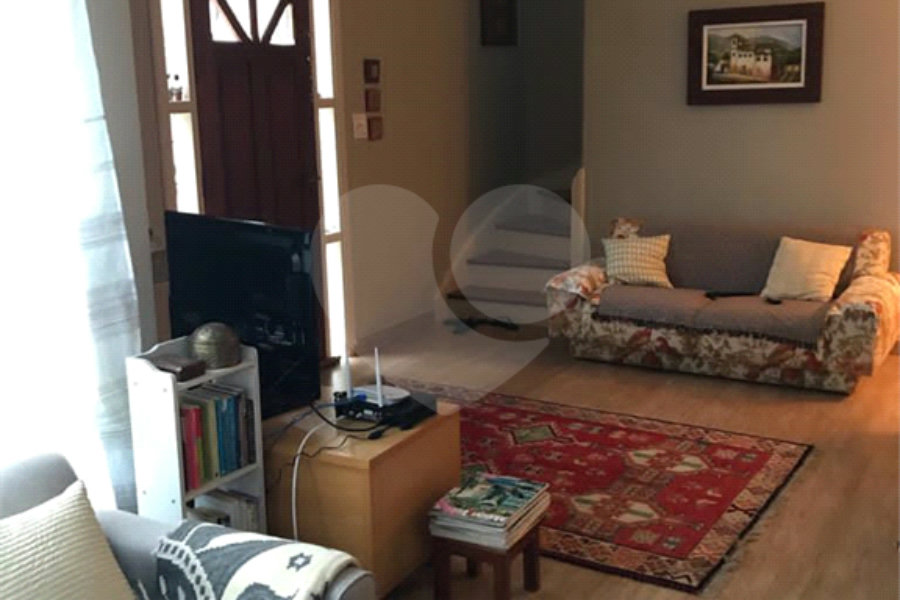 Sobrado à venda com 2 quartos, sendo 1 suíte,  em Santana, São Paulo, SP