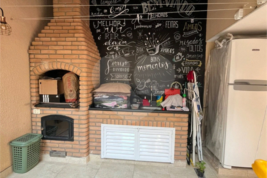 Casa à venda com 3 quartos, sendo 1 suíte, no condomínio Vila Siqueira, São Paulo - SP
