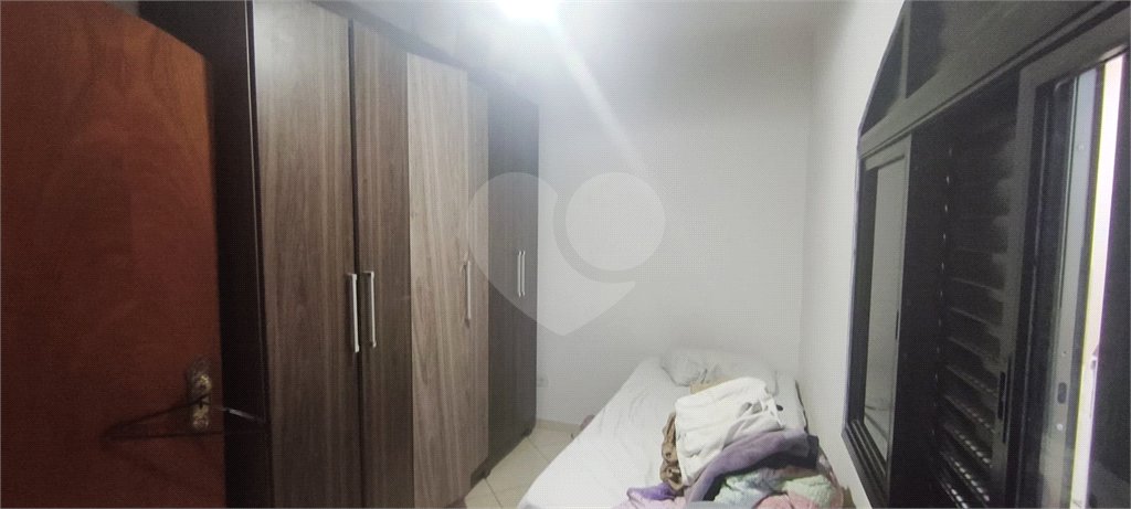 Casa à venda com 4 quartos, sendo 3 suítes, em Jardim Vila Galvão, Guarulhos, SP