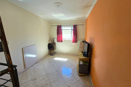 Casa à venda com 5 quartos, sendo 1 suíte,  em Vila Santana, Itapetininga, SP