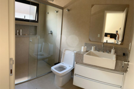 Casa à venda com 5 suítes no condomínio Porto de Atibaia, Atibaia - SP