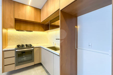 Apartamento à venda com 2 quartos, sendo 1 suíte, em Santo Amaro, São Paulo, SP