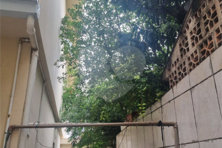 Sobrado à venda com 3 quartos, sendo 1 suíte, em Vila Mazzei, São Paulo, SP