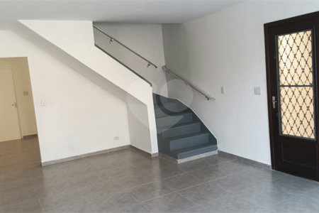Sobrado à venda com 2 quartos em Vila Mazzei, São Paulo, SP