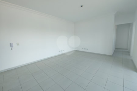 Apartamento para alugar com 3 quartos, sendo 1 suíte,  em Jardim das Palmeiras, Atibaia, SP