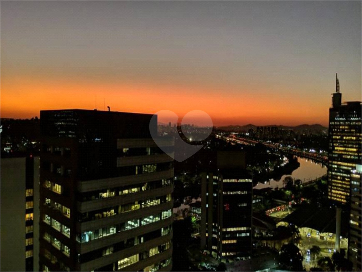 Apartamento à venda com 1 suíte em Pinheiros, São Paulo, SP