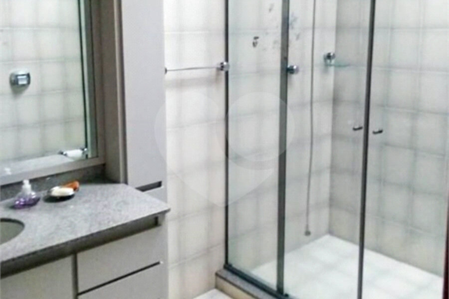 Sobrado à venda com 3 quartos, sendo 1 suíte, em Mooca, São Paulo, SP