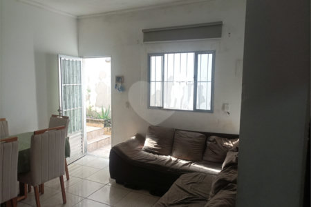 Condomínio à venda com 2 quartos em Vila São Paulo, Mogi das Cruzes, SP