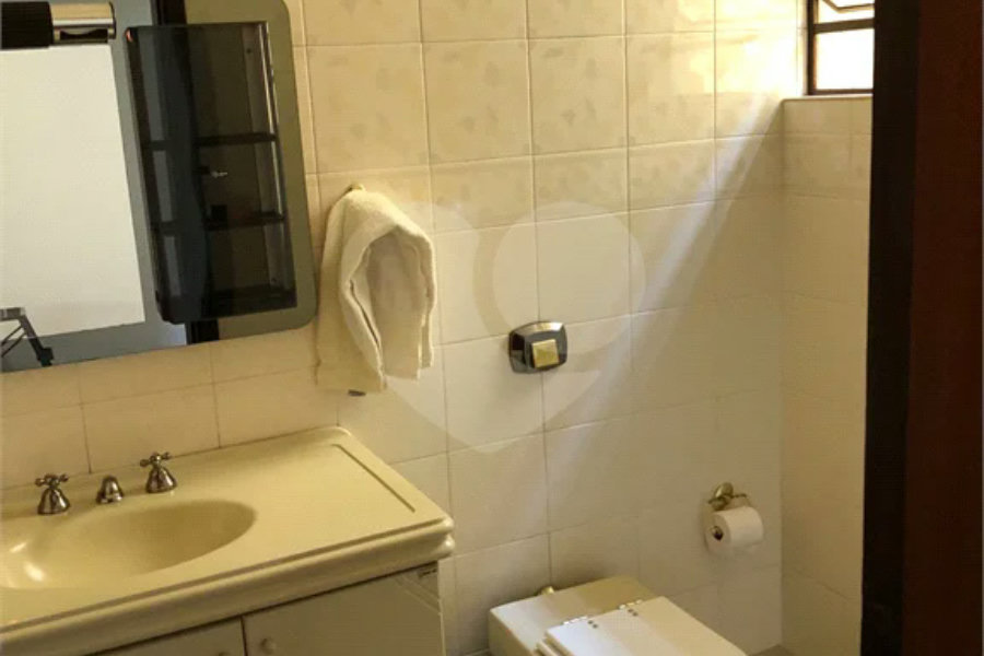 Sobrado à venda com 3 quartos, sendo 1 suíte, em Limão, São Paulo, SP
