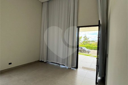 Sobrado à venda com 4 suítes em Residencial Central Parque, Salto, SP