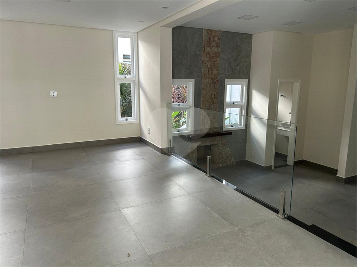 Casa à venda com 4 suítes no condomínio Jardim Paulista I, Vinhedo - SP