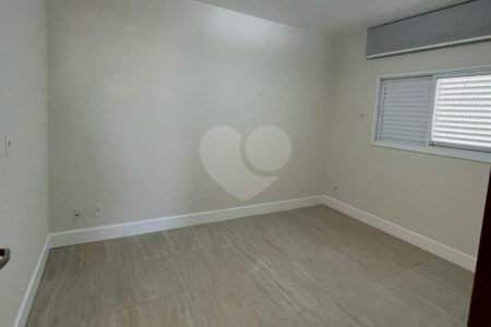 Apartamento à venda com 3 quartos, sendo 1 suíte, no Centro, Itapetininga, SP