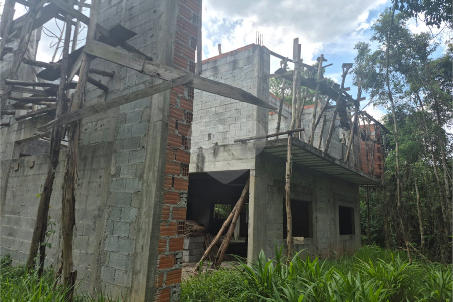 Terreno à venda no condomínio Alpes da Cantareira, Mairiporã - SP